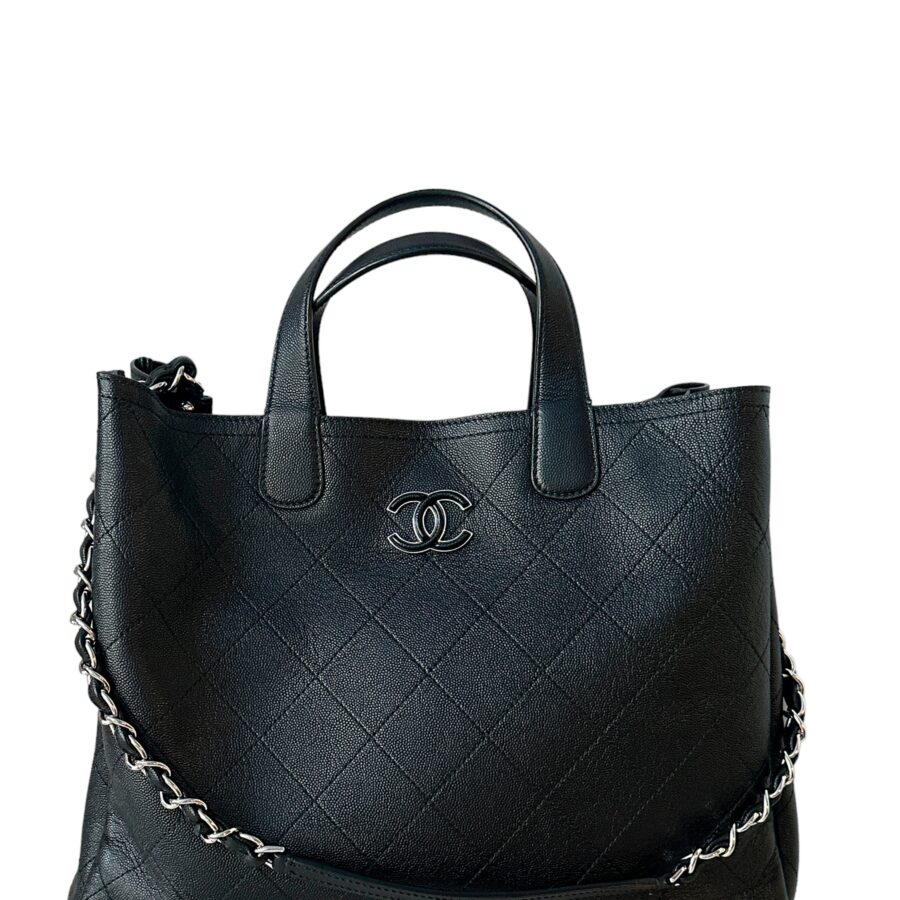 Chanel Tote black bag – front view