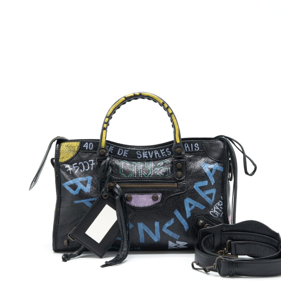 Balenciaga City black bag – front view