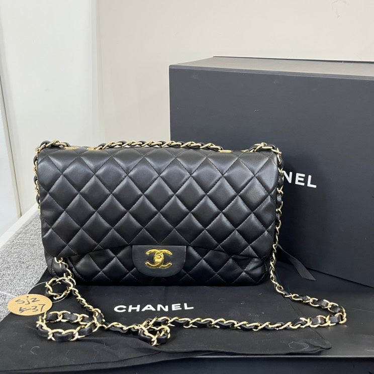 Chanel handbag – front view